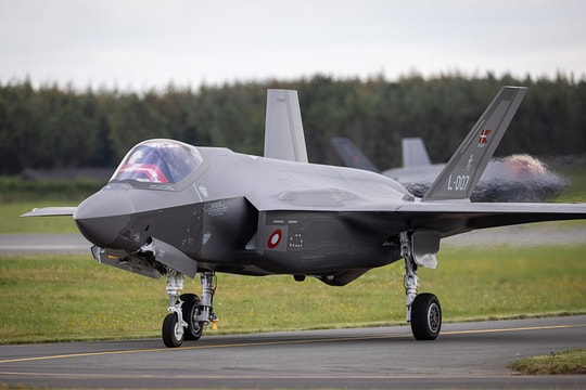 Drone lạ xuất hiện gần căn cứ F-35 Đan Mạch