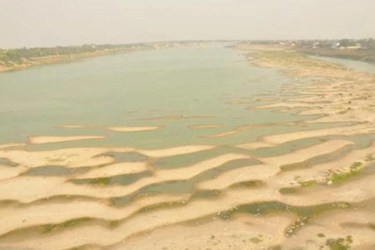 Sông Hằng khô cạn ở tốc độ chưa từng có