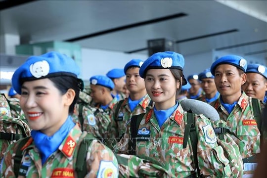 Đội Công binh số 4 lên đường thực hiện nhiệm vụ gìn giữ hòa bình tại Abyei