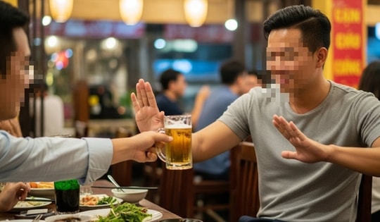 Lạm dụng rượu bia gây ra nhiều hệ luỵ, làm thế nào để 'uống có trách nhiệm'?