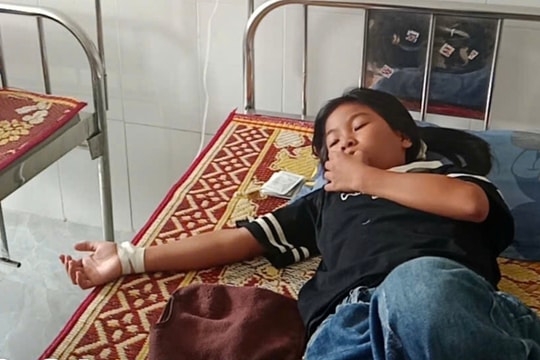 25 học sinh ngộ độc sau bữa ăn sáng tại trường