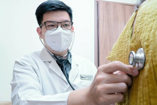 Dấu hiệu nhận biết trẻ tự kỷ theo từng giai đoạn