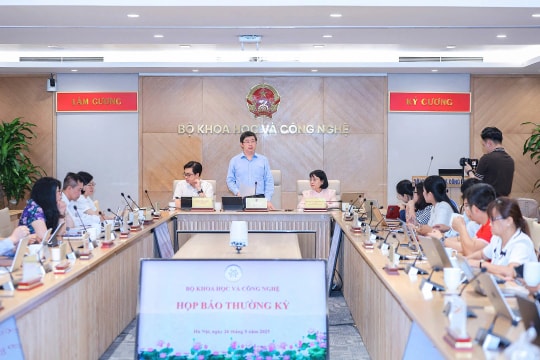 Chuyên gia toàn cầu sẽ đến Việt Nam họp bàn về thể chế AI