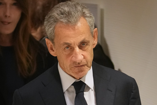 Cựu tổng thống Pháp bị phạt 5 năm tù