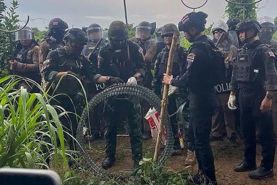 Thái Lan cho xây 10 km hàng rào biên giới với Campuchia