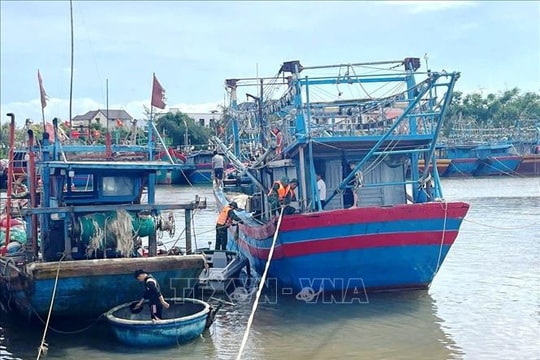 Ứng phó bão số 10: Quảng Trị cấm biển từ 17 giờ ngày 27/9