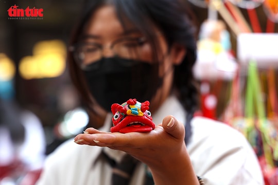 Tò he – từ món quà tuổi thơ đến tác phẩm nghệ thuật tiền triệu