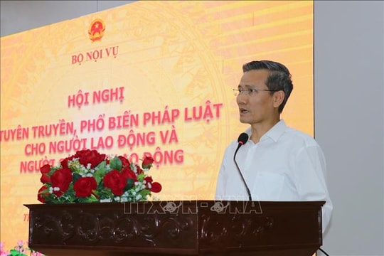 Tăng cường đối thoại xã hội để xây dựng chính sách thị trường lao động hiệu quả