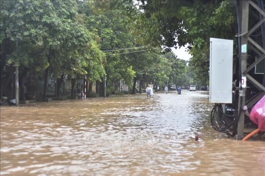 Quảng Trị đảm bảo an toàn các điểm nguy cơ sạt lở, ngập lụt chia cắt