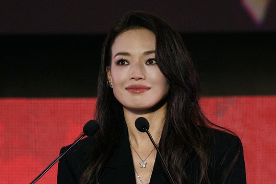 Thư Kỳ thắng Đạo diễn xuất sắc tại Liên hoan phim Busan