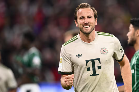 Kane phá kỷ lục ghi bàn của Ronaldo, Haaland