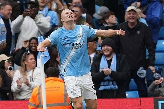 Man City thắng lớn nhất từ đầu mùa Ngoại hạng Anh