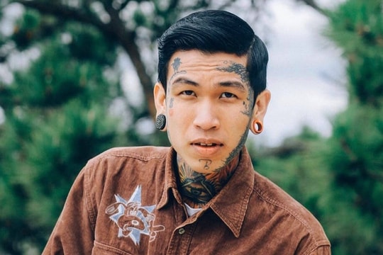 Dế Choắt công kích Karik, B Ray?