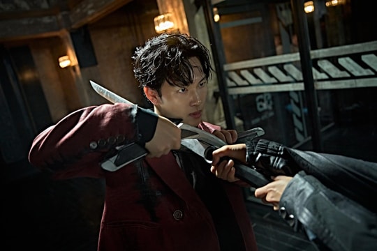 Chuyện gì xảy ra khi sát thủ khởi nghiệp