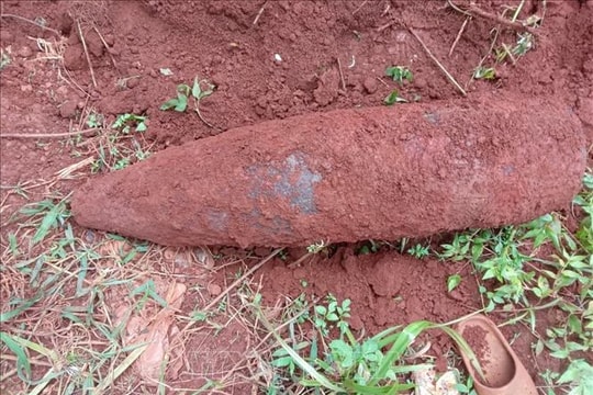 Xử lý vật thể nghi đạn pháo được phát hiện tại Quảng Ngãi