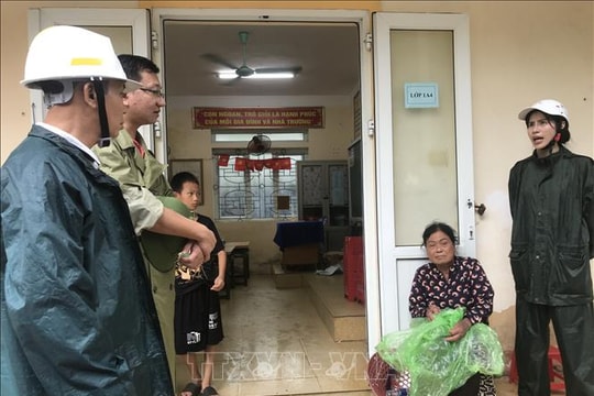 Bão số 10: Nghệ An kiên quyết sơ tán người dân khỏi vùng cửa biển