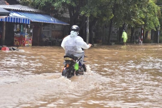 Tiến sĩ Mai Văn Khiêm: Từ ngày 28 - 30/9, Bắc Bộ và Trung Bộ cục bộ có mưa trên 600mm