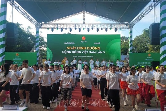 Khuyến khích mỗi người dân là một 'đại sứ' lan tỏa lối sống tích cực