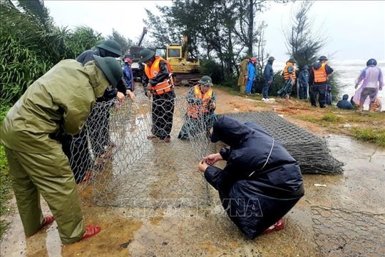 Tiến sĩ Hoàng Phúc Lâm: Từ 4-5 giờ sáng ngày 29/9 là thời điểm nguy hiểm nhất về gió và mưa do tác động của bão số 10