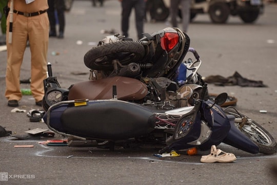 Hai người lái xe cùng đi sai, xảy ra tai nạn thì ai phải bồi thường?