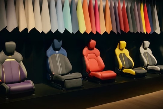 Xiaomi mở dịch vụ cá nhân hóa phong cách xe sang