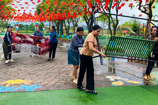 Ít nhất 1,3 triệu học sinh nghỉ học tránh bão Bualoi