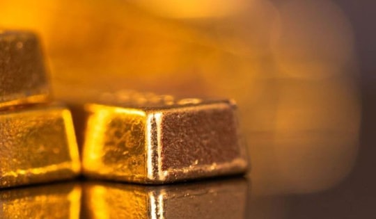 Người phụ nữ nhặt được 3 thỏi vàng trị giá 8 tỷ đồng và cái kết "đau đớn"