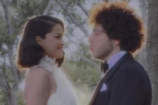 Selena Gomez cưới