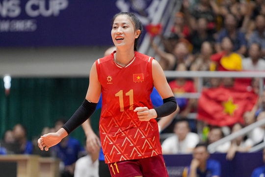 Tuyển thủ bóng chuyền nữ Việt Nam được thăng quân hàm Đại úy