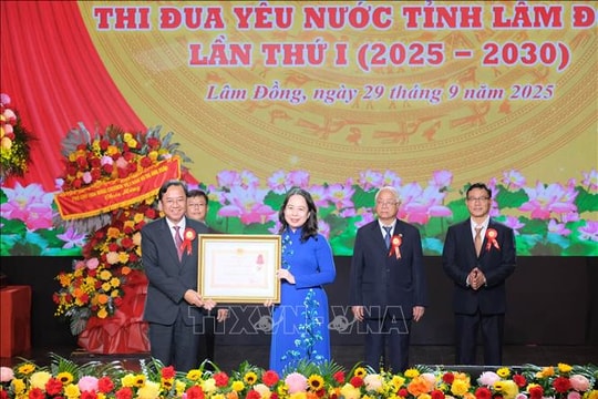 Phó Chủ tịch nước Võ Thị Ánh Xuân dự Đại hội thi đua tỉnh Lâm Đồng