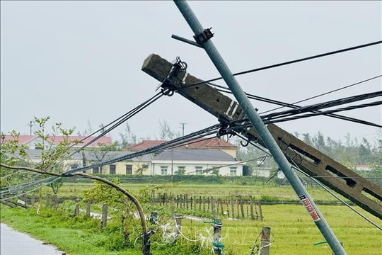 Bộ Công Thương ban hành công điện khẩn về khắc phục thiệt hại do bão số 10