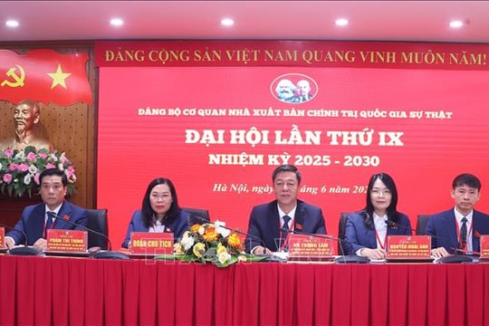 Nhà xuất bản Chính trị quốc gia Sự thật tổ chức Đại hội Thi đua yêu nước lần thứ IV