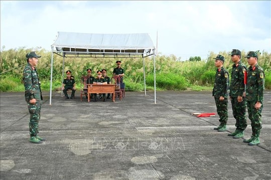 Cục Quân huấn - Nhà trường (Bộ Tổng tham mưu) kiểm tra các mặt công tác tại Cà Mau