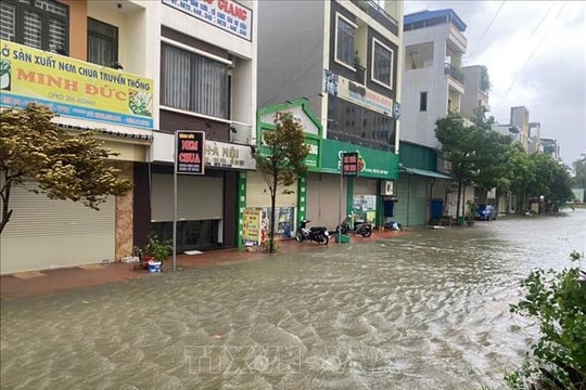 Thanh Hóa nhiều khu dân cư ngập sâu sau bão số 10