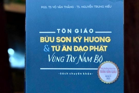 Sách về 'tôn giáo ở miền Tây' đoạt giải Trần Văn Giàu