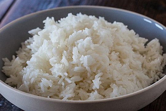 Ăn cơm nguội có giúp hạ đường huyết?