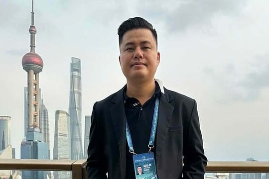 Lại Lý Huynh - từ tuổi thơ rong ruổi đánh cờ đến kỳ vương thế giới