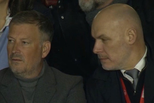 Trưởng ban trọng tài Ngoại hạng Anh bị chê thất bại sau trận Newcastle - Arsenal