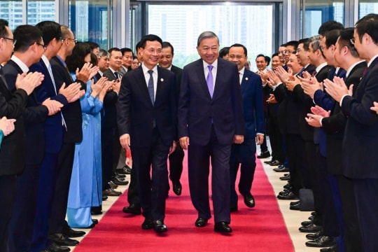 2.700 khách tham dự Lễ kỷ niệm 80 năm Bưu chính Viễn thông, 66 năm Khoa học Công nghệ