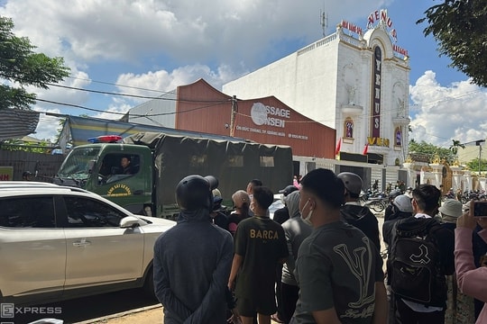 35 người bị khởi tố trong vụ cảnh sát phong tỏa karaoke 'hạng sang'