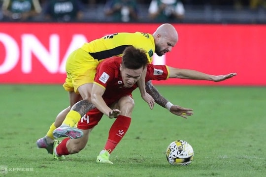 Nhìn lại tuyển Việt Nam khi Malaysia bị FIFA phạt nặng