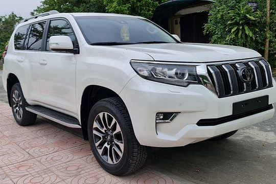 2,4 tỷ nên mua lại Toyota Prado 2021?