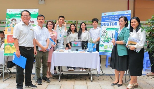 Khởi nghiệp từ giảng đường