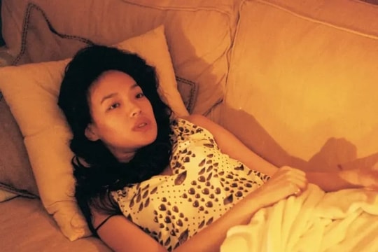 Thư Kỳ từng bị ép đóng cảnh nóng