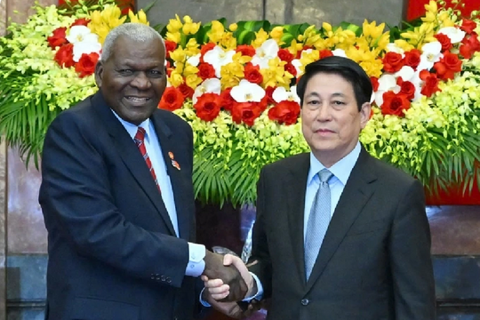 Chủ tịch Quốc hội Cuba Esteban Lazo Hernandez hội kiến Chủ tịch nước Lương Cường