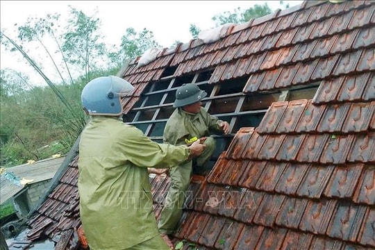 Hà Nội trích 55 tỷ đồng hỗ trợ nhân dân 5 tỉnh khắc phục hậu quả do bão số 10