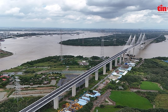 Cao tốc Bến Lức – Long Thành tăng tốc, chờ nối liền vùng kinh tế trọng điểm