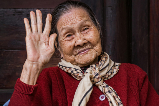 1000 người cao tuổi và 10 bài học dành cho thế hệ trẻ