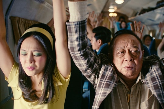 Hậu trường thực hiện phục trang 'Tử chiến trên không'