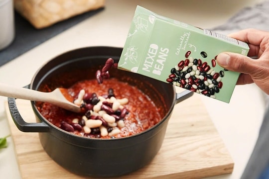 Bước tiến trên bao bì giúp doanh nghiệp F&B giảm dấu chân carbon